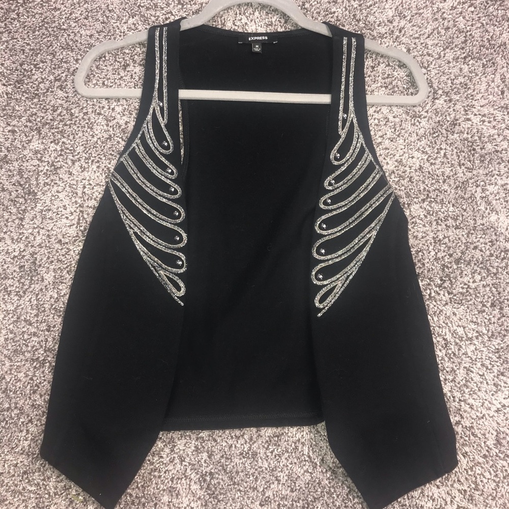 Express cropped vest
